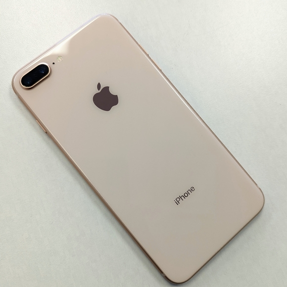 Apple iPhone 8 Plus (64GB/AT&T) - Picture 3 of 3